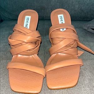 Steve Madden, never worn, size 6.5